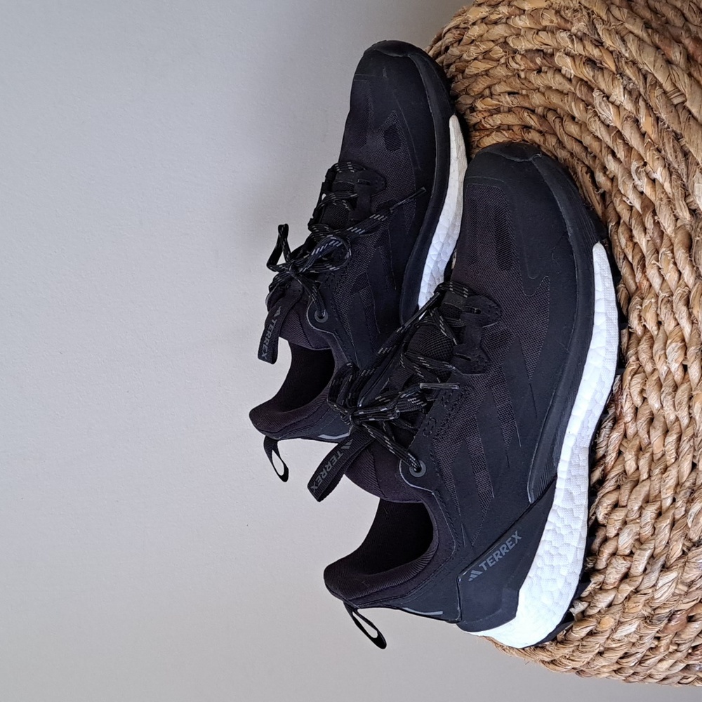 Adidas Womens Terrex Free Hiker 2.0 Low Hiking/Trail Sneakers Core Black S-6.5 - Picture 1 of 10